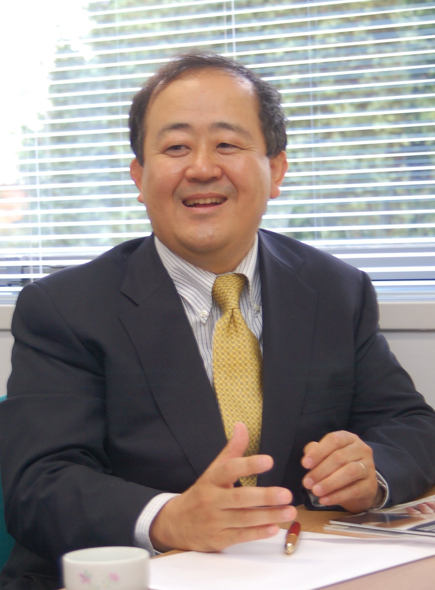 酒井寿郎氏